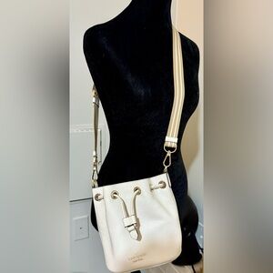 Kate spade bucket bag